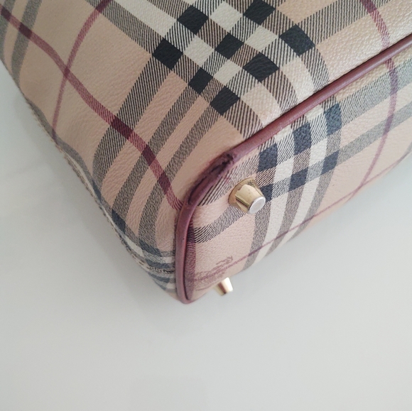 Burberry Haymarket Medium Tote - Picture 4 of 14